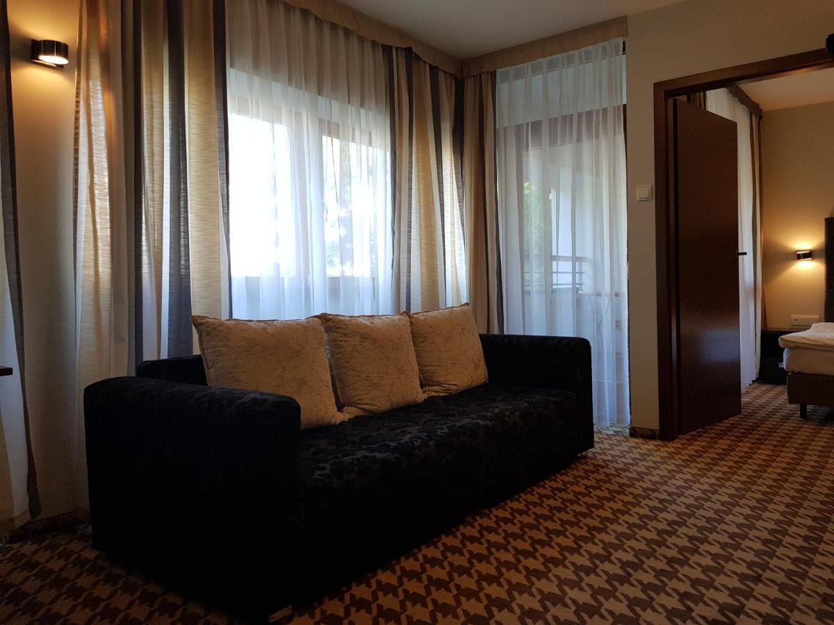 Apartament W Hotelu Sand 코워브제크 외부 사진