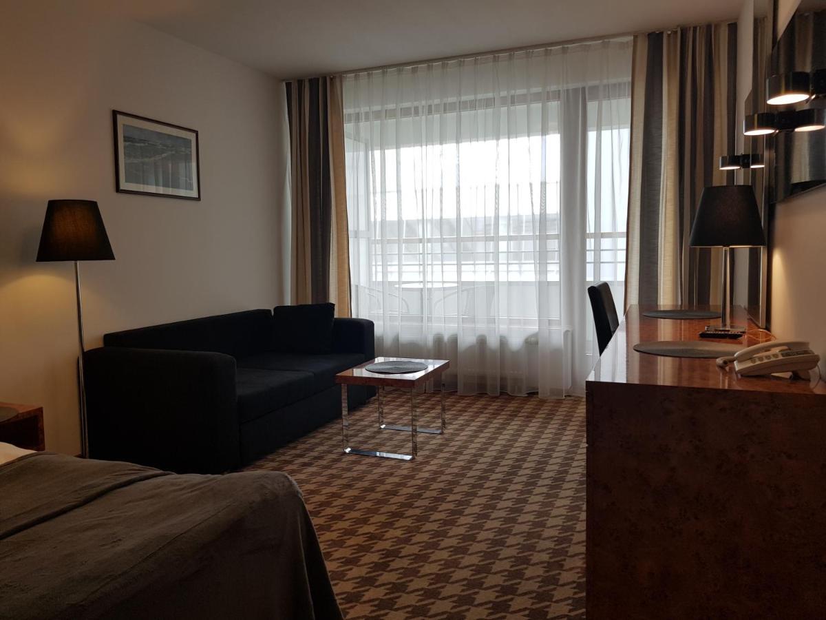 Apartament W Hotelu Sand 코워브제크 외부 사진